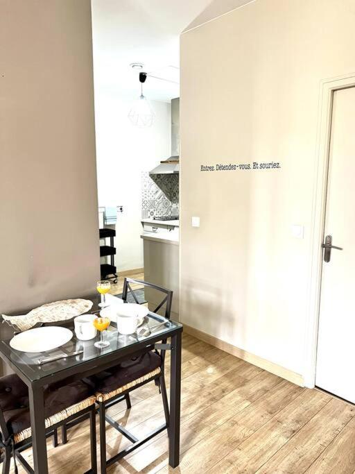 Fermer Avignon Ngoại thất bức ảnh